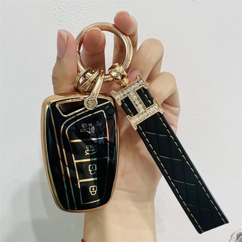 Carsine Hyundai Car Key Case Golden Edge Black / Key case + strap